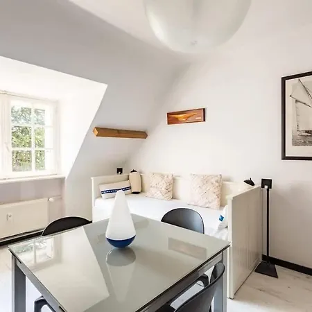 Apartment Le Capucin - Petit Duplex Avec Place De Parking *