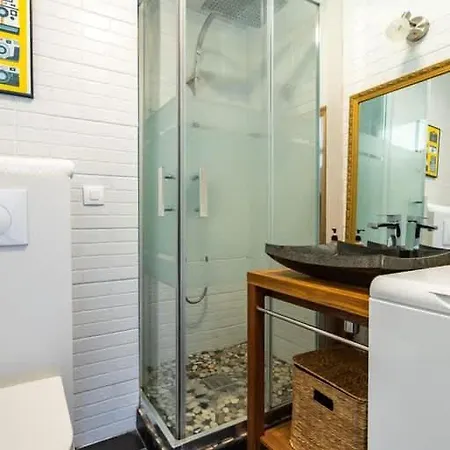 Le Capucin - Petit Duplex Avec Place De Parking *