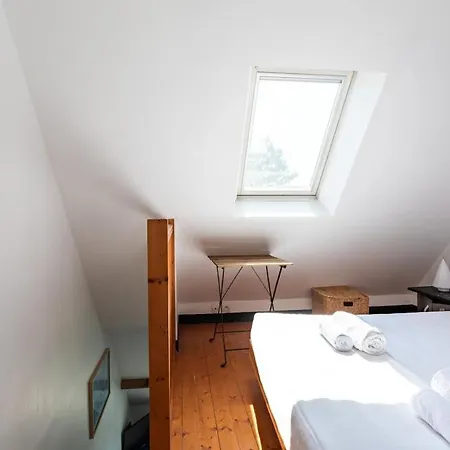 Le Capucin - Petit Duplex Avec Place De Parking Dinard